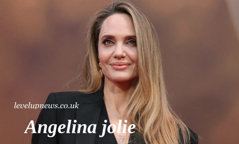 Angelina jolie