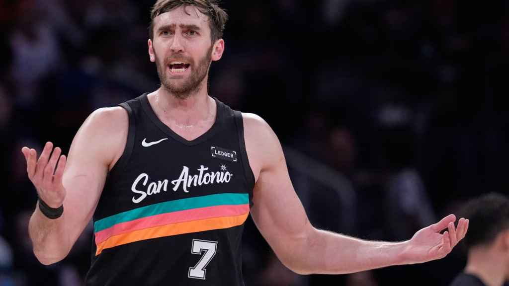 Luke Kornet Stats 2026: NBA Career, Contract, and Current Performance