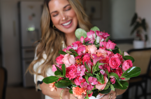 Expert Floral Delivery Services with Fresh Flower Arrangements